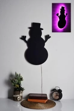 Firewood" éclairage LED | Base MDF Noire | 60 LEDs/m | Cordon De 375cm | 25x35cm | Rose