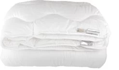 Couette Basic 4 Saisons - 200x200cm