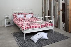 Table De Chevet Laila - Blanc 11 Table De Chevet Laila - Blanc -Magasin De Meubles 79AA26F9 C4B8 4FD6 BCAD A9F4ECA67216 3d4c