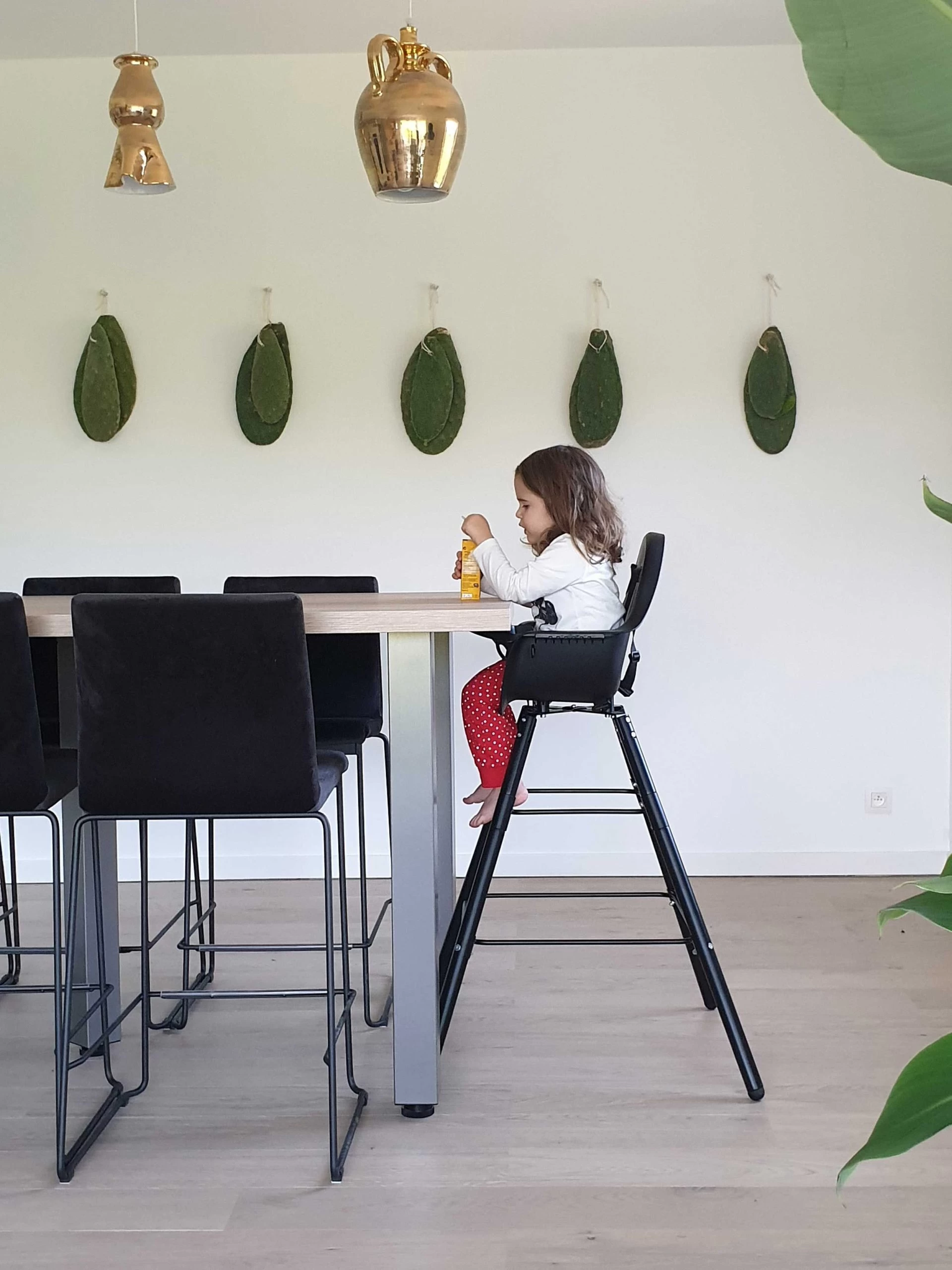 Childhome Pieds Longs Et Repose-pieds Pour Chaise Haute Evolu 2 - Noir 2 Childhome Pieds Longs Et Repose-pieds Pour Chaise Haute Evolu 2 - Noir – Image 2