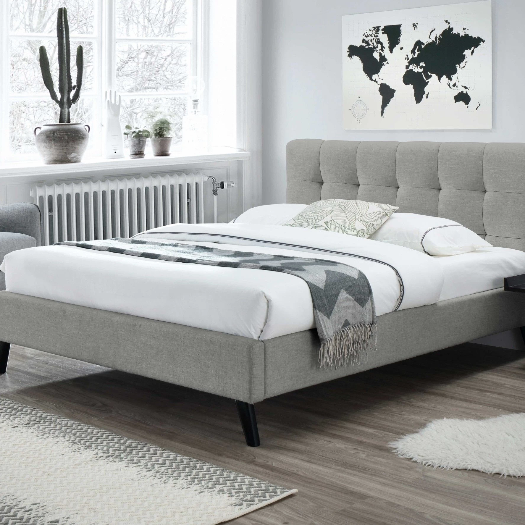 Lit Double Flore 180x200 - Tissu / Gris 1 Lit Double Flore 180x200 - Tissu / Gris