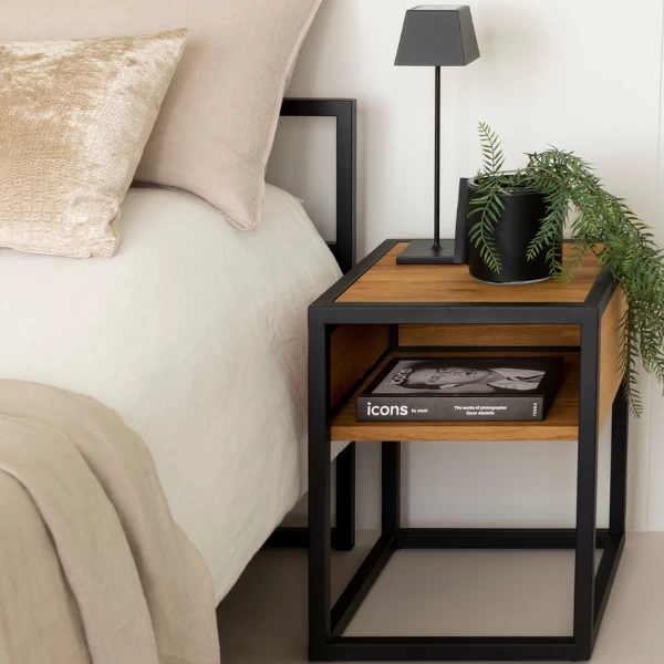 Table De Chevet Devin-chêne Laqué/acier 1 Table De Chevet Devin-chêne Laqué/acier