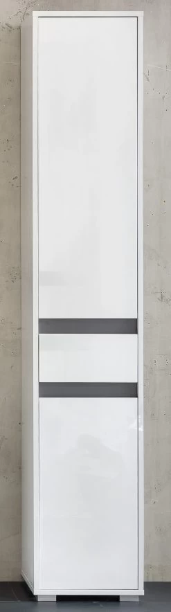 Meuble Haut Blanc Moderne Et Facile D'entretien - Beaucoup De Rangement